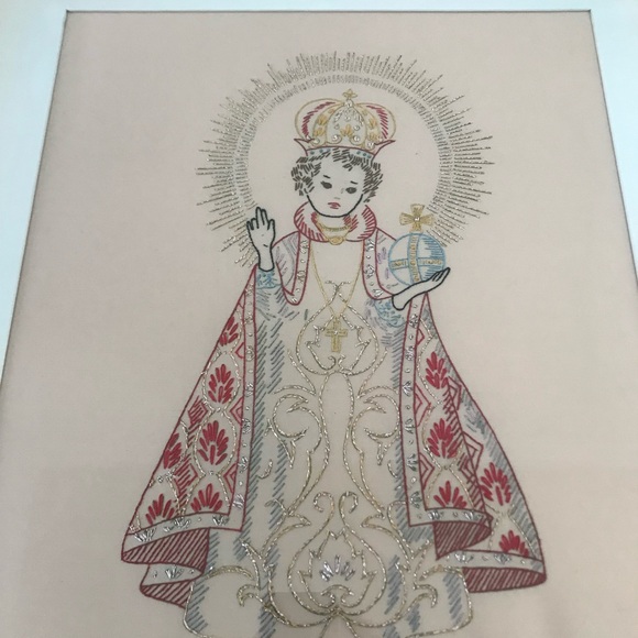 Vintage Embroidered Child of Prague/ Infant Jesus/ Santo Nino - Framed - Picture 3 of 13